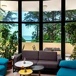 Palm 4*